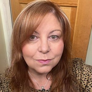 Meet your Posher, Jeanne